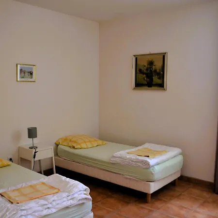 Feriehus Maison Le Landais *